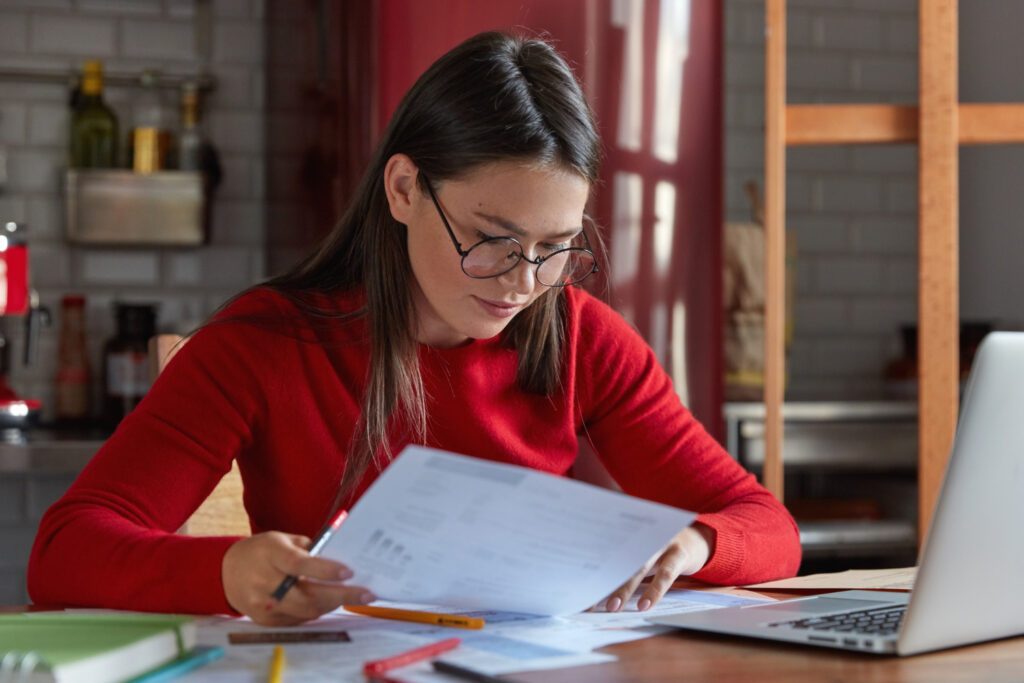 Deduccion de gastos e impuestos Los beneficios del comprobante tributario para tu negocio: ¡Aprovéchalos!